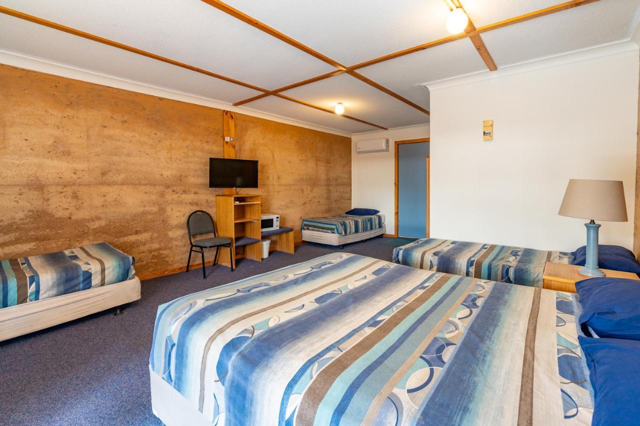 Great Western Motel Норсман Экстерьер фото